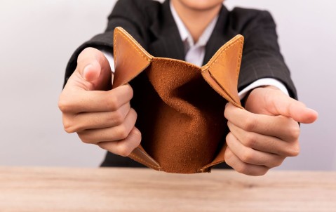 Micro-entreprise  cotisations, impôts, TVA… combien reste-t-il vraiment 