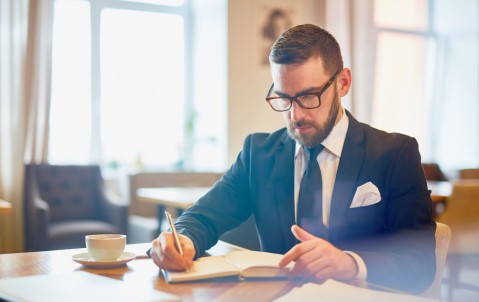 RC Pro obligatoire : dans quels cas et pour quelles professions en 2025 ?