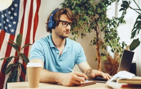 Assurance freelance IT en remote pour un client américain.