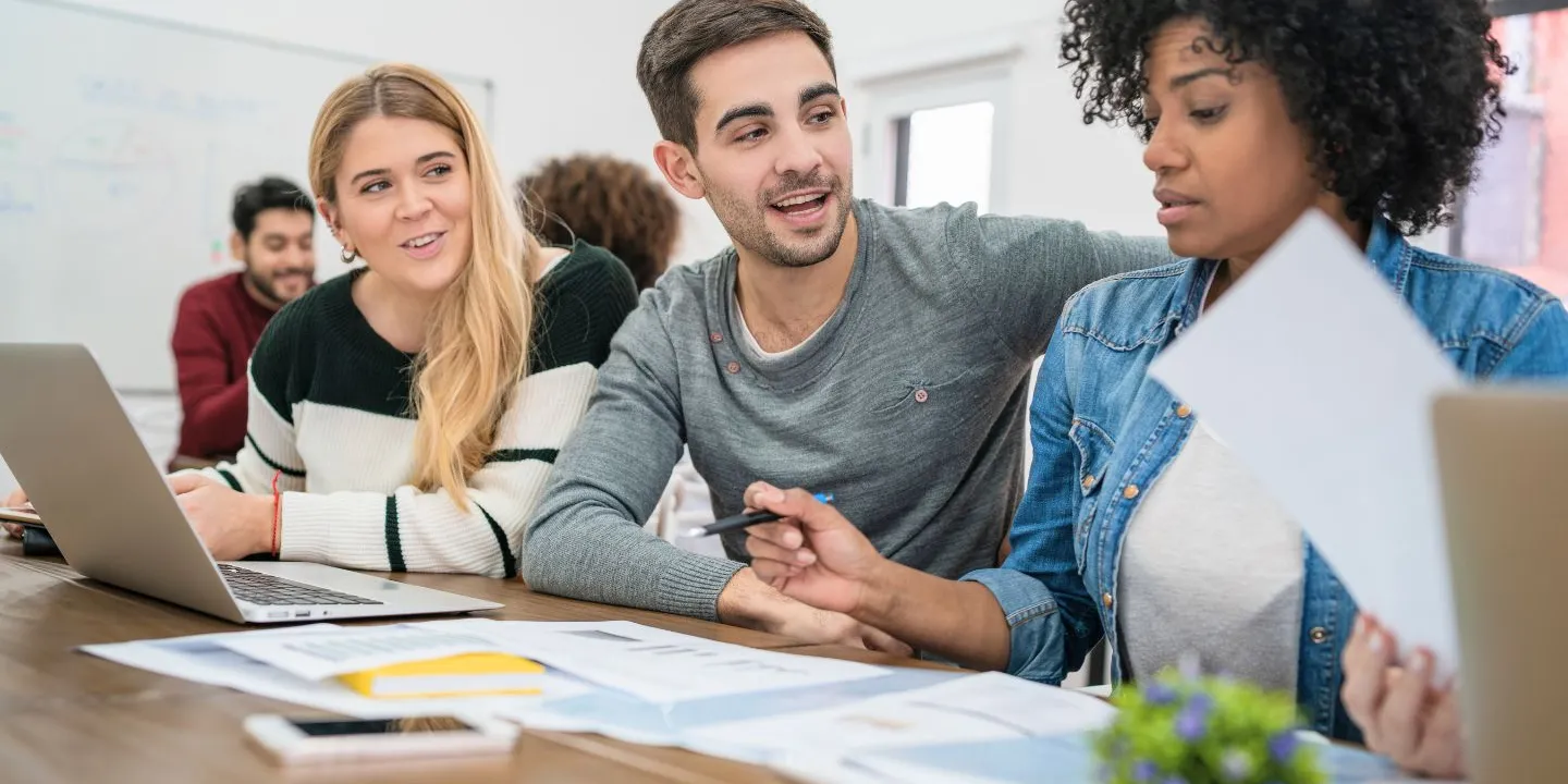 Freelance, sous-traitance, délégation : les risques juridiques pour une micro-entreprise.