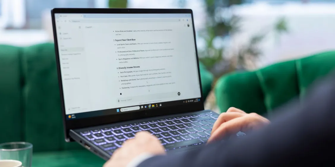 5 prompts IA prêts à l’emploi pour créer du contenu marketing efficace.