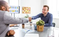 Dirigeant : comment optimiser la fiscalité de votre plus-value de cession ?